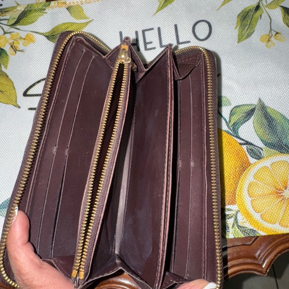 Authentic Louis Vuitton Burgundy Patent Leather Zippy Wallet - Picture 10 of 15